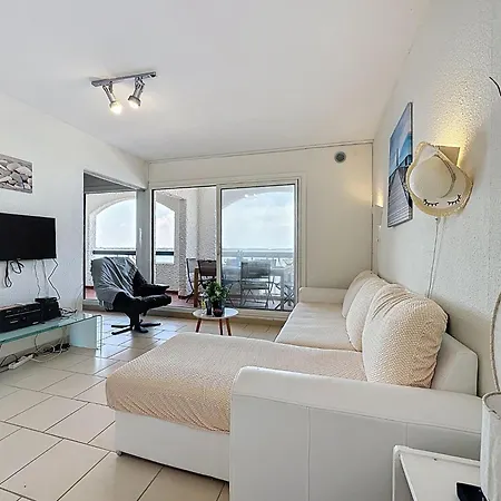 Apartment Coudalere-guadeloupe-15 By Interhome Le Barcares